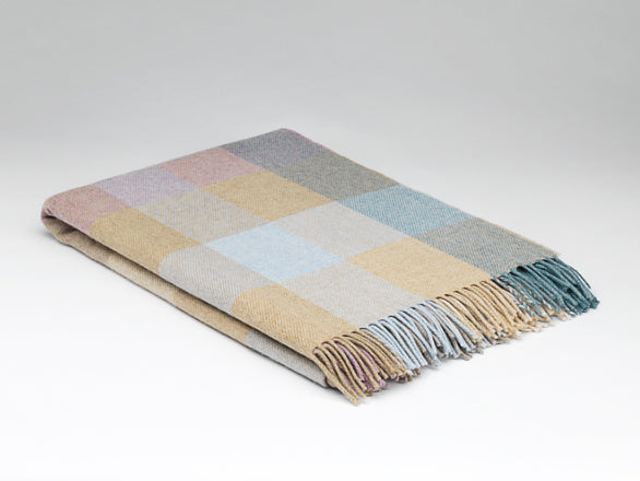Supersoft Lambswool Coastal Check McNutt Blanket